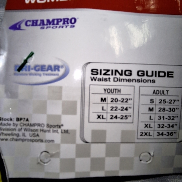 Champro ladies softball/baseball pants in a size medium.  NWT. Athletic apparel - Picture 4 of 5